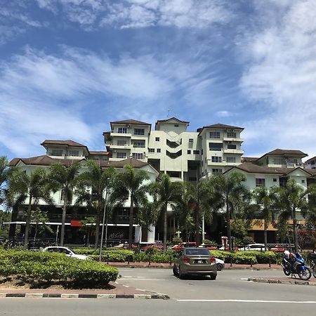 Nusantara Mattwaddien M.S Kota Kinabalu Kültér fotó