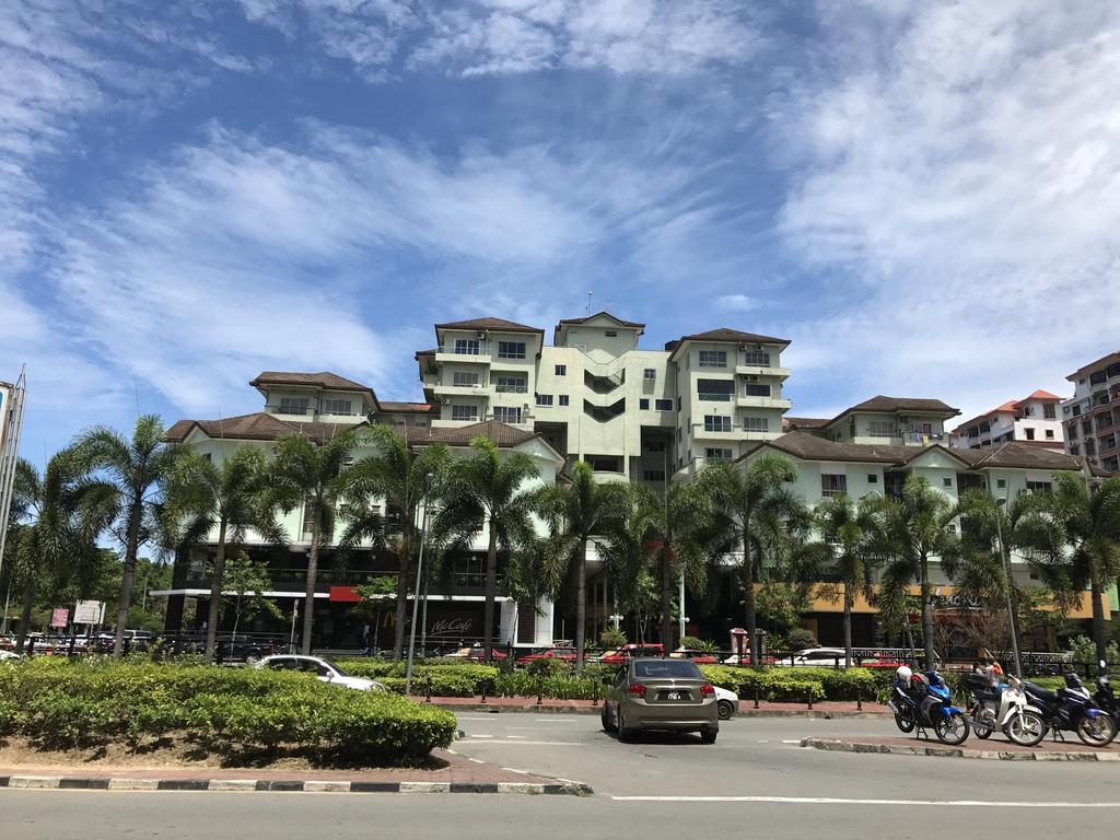 Nusantara Mattwaddien M.S Kota Kinabalu Kültér fotó